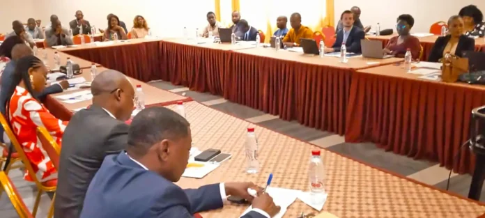 Les journalistes pendant les travaux