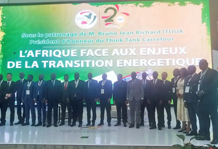Les officiels après l'ouverturede la 29e session des vendredis de carrefour