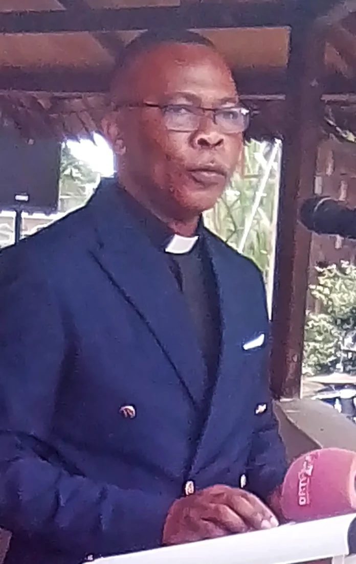 Pasteur Guy Loko Elenga