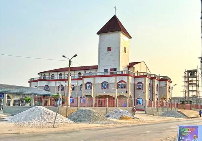 St Christophe de Mvoumvou 0101