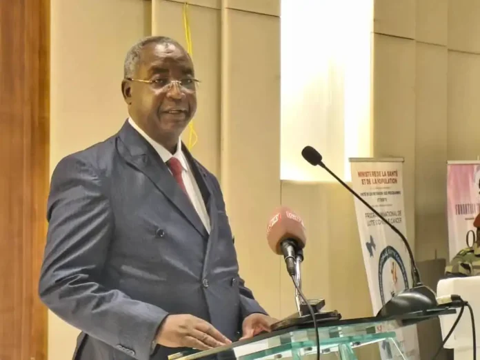 Le ministre Jean-Rosaire Ibara, donnant le coup d'envoi des de la campagne