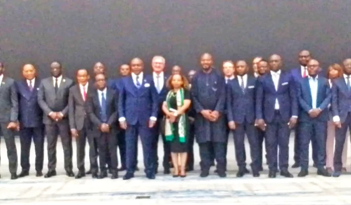 Les officiels à l’ouverture de la conférence