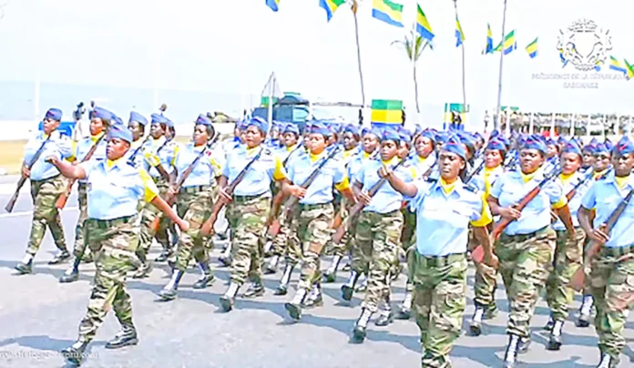Une vue du défilé militaire pendant la fête de l’indépendance du Gabon