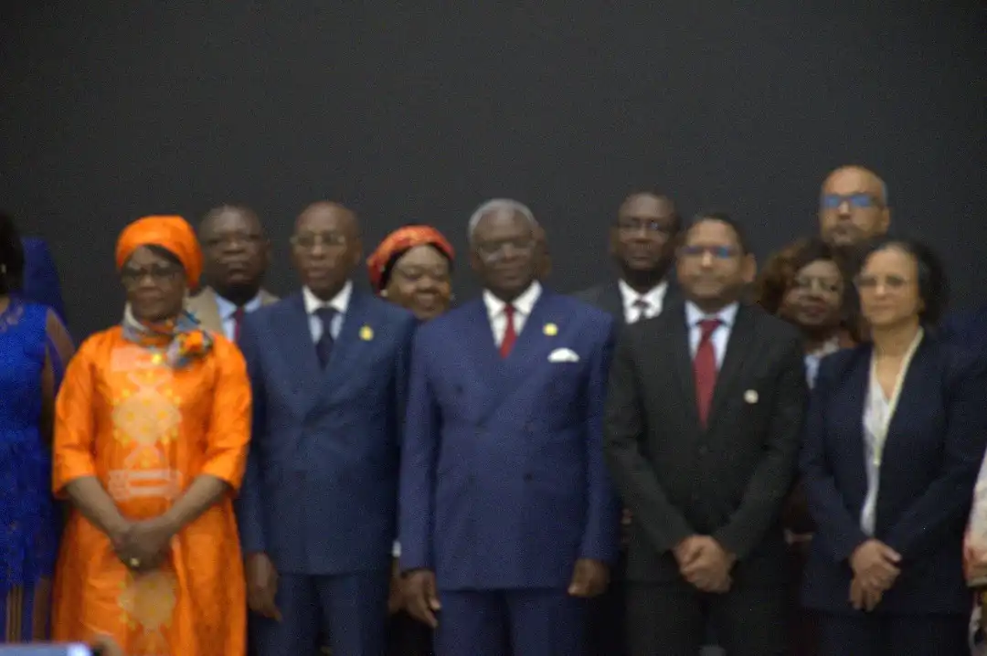 EDUCATION : Les projets TRESOR et PARQUEB, pour la transformation de l’école congolaise 3 Les officiels a lissue du coup denvoi des projets TRESOR et PARQUEB