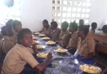 JOURNEE AFRICAINE DE L’ALIMENTATION SCOLAIRE : UNE ALIMENTATION SAINE POUR UNE SCOLARITÉ RÉUSSIE L'alimentation saine est un facteur de réussite scolaire