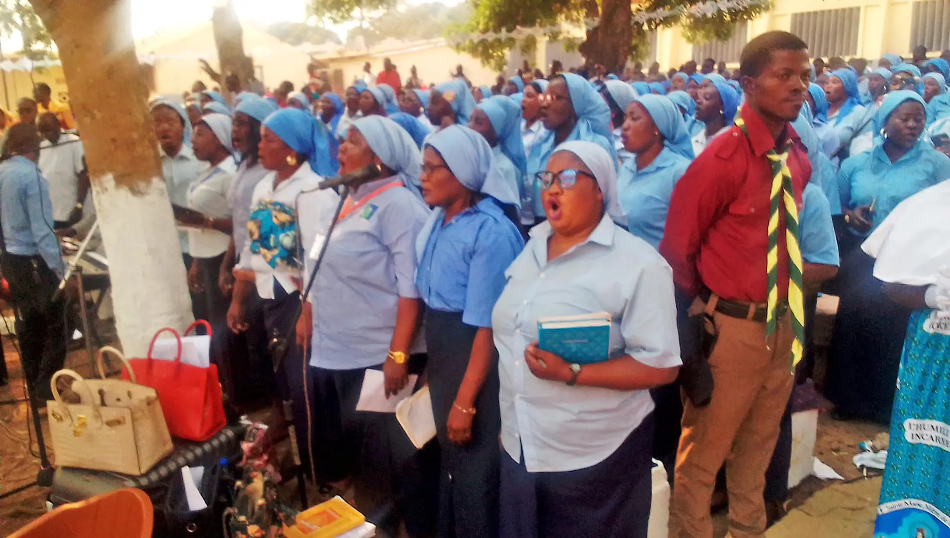 DIOCESE DE NKAYI : Mgr François Halyday Mbouangui a été installé 3 IMG 20260711 151944