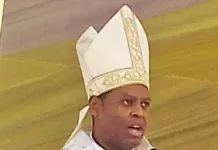 ARCHIDIOCESE DE BRAZZAVILLE : Mgr Philippe Médard Guiougou a ordonné dix prêtres