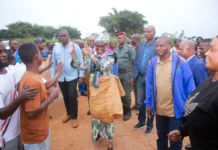 LEKOUMOU : La ministre Mboukou-Kimbatsa Goma remercie les électeurs de Mayéyé