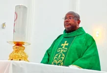 PAROISSE SAINT CHRISTOPHE DE MVOUMVOU (ARCHIDIOCESE DE POINTE-NOIRE) : L’abbé Benjamin Samanou, nouveau curé installé